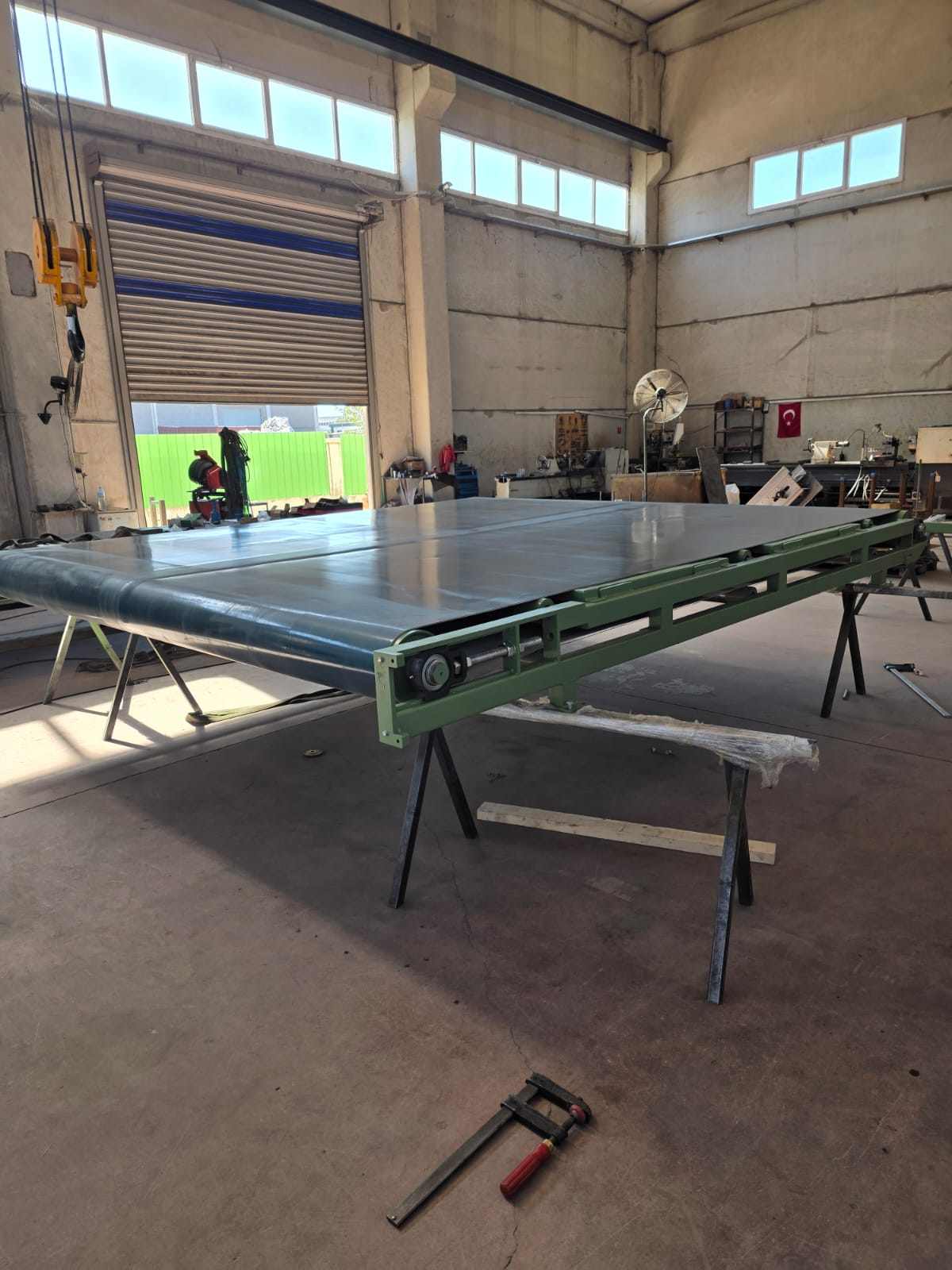 Geniş Yüzeyli Düz Bantlı Konveyör (3.5m x 4m) | Endüstriyel Taşıma Hattı - 4